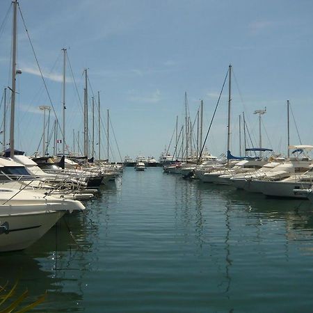 Charmant 2P Vue Mer Face Au Port De Golfe Juan Eksteriør billede